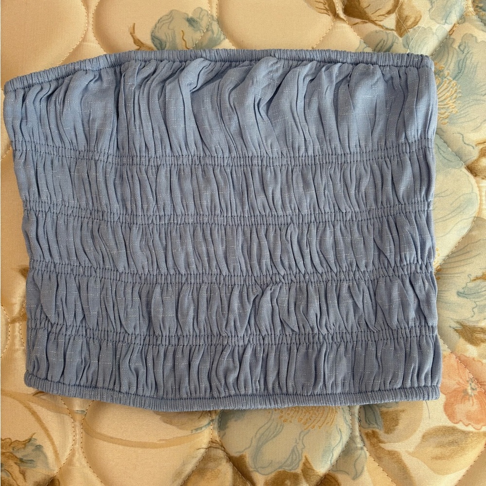 Women’s size S 12”widex10”long smocked tube top bandeau from Two Cumberland NEW